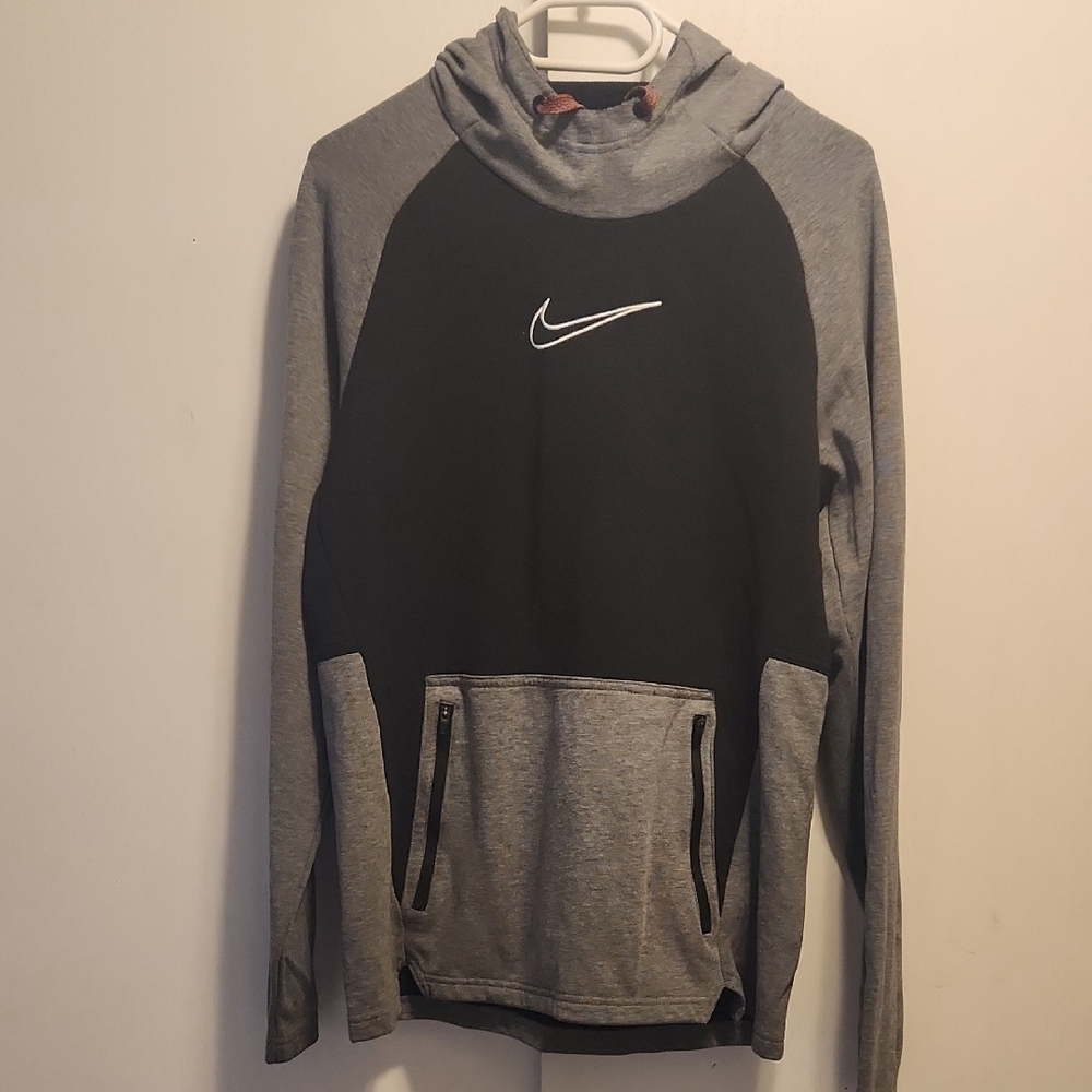 Nike Two-Tone Black and Gray Pullover